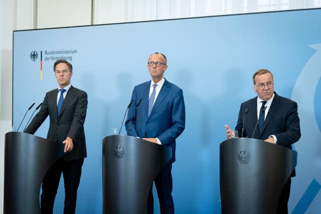 PK, Bundesministerium der Verteidigung Berlin, Bundesministerium der Verteidigung, Bundesverteidigungsminister, Boris Pistorius Bundeskanzler, Friedrich Merz NATO-Generalsekretär, Mark Rutte Berlin Berlin GER *** PK, Federal Ministry of Defense, Berlin, Federal Ministry of Defense, Federal Minister of Defense, Boris Pistorius, Federal Chancellor, Friedrich Merz, NATO Secretary General, Mark Rutte, Berlin, Berlin, GER