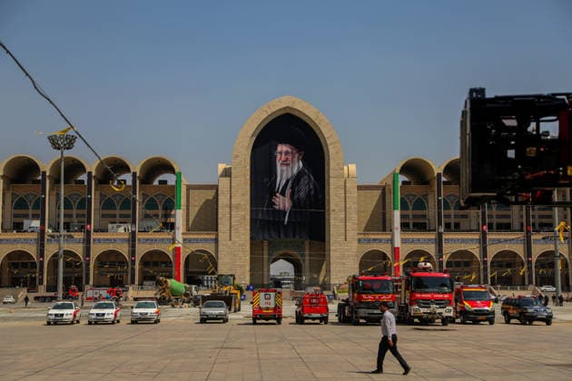 Preparations underway in Iran for Ali Khamenei s funeral IRAN, TEHRAN - JULY 1: (RESTRICTIONS: NO Access Israel Media Persian Language TV Stations Outside Iran Strictly No Access BBC Persian VOA Persian Manoto TV Iran International TV) Cooling systems are being installed in the courtyard of the Imam Khomeini Musalla Mosque to help mourners cope with the heat, while construction vehicles and cranes remain on site as preparations continue for the funeral of former Iranian leader Ali Khamenei in Tehran, Iran, on July 1, 2026. A large platform has been erected in the courtyard where the coffins of Khamenei and those killed in the same attack will be placed. Fatemeh Bahrami Anadolu Tehran Iran. Editorial use only. Please get in touch for any o  Copyright: x2026xAnadoluxFatemehxBahramix