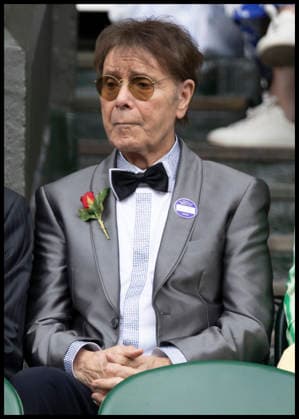 . 01 07 2026. London, United Kingdom. Sir Cliff Richard on Centre Court on day three of the Wimbledon Tennis Championships in London.  xStephenxLockx xi-Imagesx IIM-26874-0043