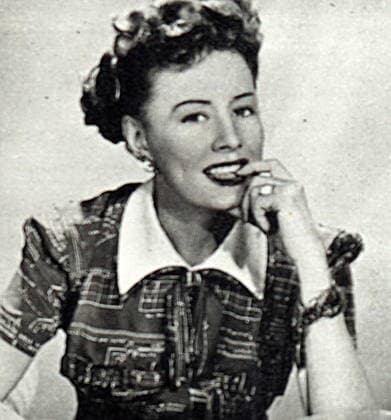 RECORD DATE NOT STATED Photograph of Irene Dunne Photograph of Irene Dunne (1898-1990) an American actress and singer. Editorial Use Only, WHA_151_0206.jpg, Photograph;Black and White;Irene Dunne;Irene Marie Dunn;American;Actress;Singer;Golden Age;Hollywood;Cinema;Film;Movie;20th Century Copyright: xWorldxHistoryxArchivex