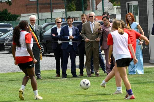 King Philippe Visits Red Side Academy KORTRIJK, BELGIUM - JULY 01: King Philippe of Belgium pictured discovering the activities of Red Side Academy in KV Kortrijk Training Center on July 01, 2026 in Kortrijk, Belgium, 01 07 2026 Kortrijk Belgium  Copyright: xPhilipxReynaersx