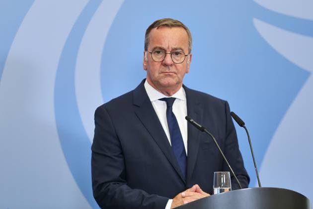 Berlin, Deutschland, 01.07.2026: Bundesverteidigungsministerium: Pressekonferenz nach Kabinettssitzung: Bundesminister der Verteidigung Boris Pistorius (SPD) *** Berlin, Germany, July 1, 2026 Federal Ministry of Defense Press Conference Following the Cabinet Meeting Federal Minister of Defense Boris Pistorius (SPD) Copyright: xdtsxNachrichtenagenturx dts_125910