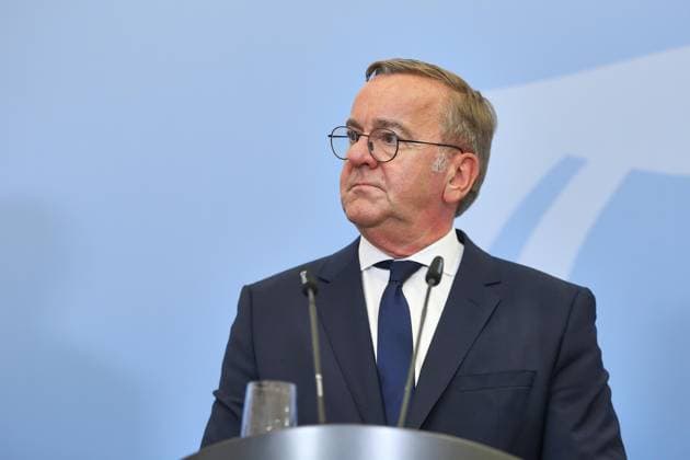 Berlin, Deutschland, 01.07.2026: Bundesverteidigungsministerium: Pressekonferenz nach Kabinettssitzung: Bundesminister der Verteidigung Boris Pistorius (SPD) *** Berlin, Germany, July 1, 2026 Federal Ministry of Defense Press Conference Following the Cabinet Meeting Federal Minister of Defense Boris Pistorius (SPD) Copyright: xdtsxNachrichtenagenturx dts_125930