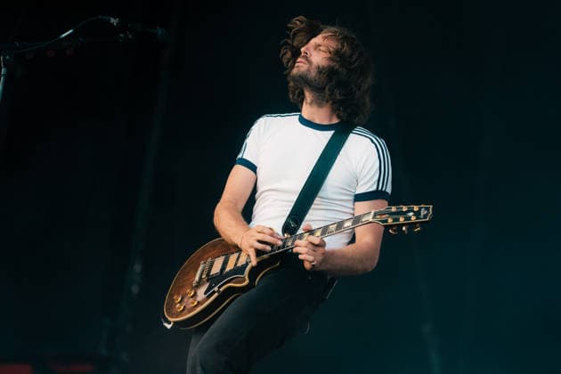 Wolf Alice live at Roskilde Festival 2026 Roskilde, Denmark. 01st, July 2026. The British alternative rock band Wolf Alice performs a live concert during the Danish music festival Roskilde Festival 2026 in Roskilde. Here guitarist Joff Oddie is seen live on stage. Denmark, Roskilde  Copyright: xGonzalesxPhoto MathiasxKristensenx
