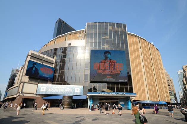 New Yort, Madison Square Garden, 20260701, Vorbereitungen um die Hochzeit von Taylor Swift und Travis Kelce. Im Bild Aussenansicht. New York City Madison Square Garden New York Vereinigte Staaten von Amerika *** New York, Madison Square Garden, July 1, 2026, Preparations for the wedding of Taylor Swift and Travis Kelce. Pictured: Exterior view of Madison Square Garden in New York City, New York, United States of America Copyright: Passion2Press MarkusxFischerx
