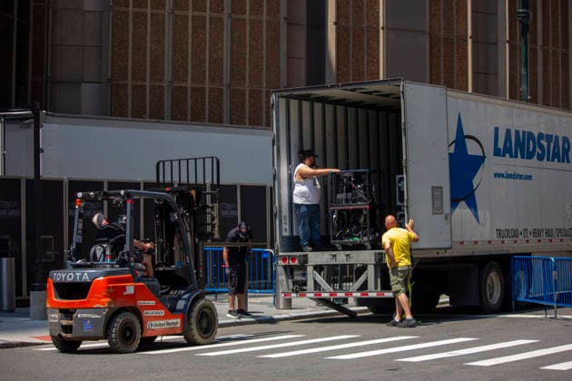 July 1, 2026, New York, New York, USA: Activity outside Madison Square Garden where the Taylor Swift and Travis Kelce wedding is expected this week. New York USA - ZUMAm57_ 20260701_zaf_m57_007 Copyright: xJohnxMarshallxMantelx
