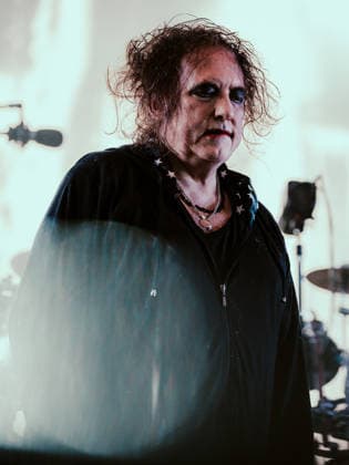 The Cure live at Roskilde Festival 2026 Roskilde, Denmark. 01st, July 2026. The English rock band The Cure performs a live concert during the Danish music festival Roskilde Festival 2026 in Roskilde. Here singer, songwriter and musician Robert Smith is seen live on stage. Denmark, Roskilde  Copyright: xGonzalesxPhoto MathiasxKristensenx