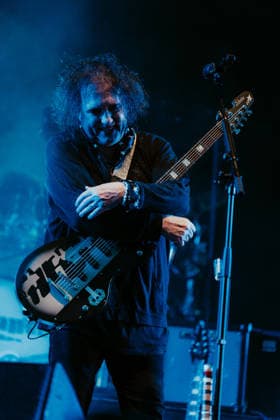 The Cure live at Roskilde Festival 2026 Roskilde, Denmark. 01st, July 2026. The English rock band The Cure performs a live concert during the Danish music festival Roskilde Festival 2026 in Roskilde. Here singer, songwriter and musician Robert Smith is seen live on stage. Denmark, Roskilde  Copyright: xGonzalesxPhoto MathiasxKristensenx