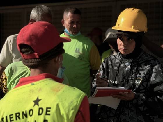 Debris removal after earthquake in Caracas CARACAS, VENEZUELA - JULY 01: Members of rescue teams and volunteers coordinate and plan logistics for the removal of heavy debris and compromised structures following the earthquake in Caracas, Venezuela, on July 01, 2026. Julio Urribarri Anadolu Caracas Venezuela. Editorial use only. Please get in touch for any other usage.  Copyright: x2026xAnadoluxJulioxUrribarrix