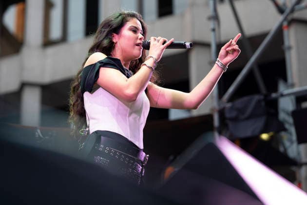 Singer María Cruz seen in MADO 2026 Festival in Madrid, Spain - 2 JULY 2026. The singer María Cruz seen performing during the MADO 2026 Festival in the Plaza de las Reinas. Madrid Spain Copyright: xAtilanoxGarciax xSOPAxImagesx photo00711