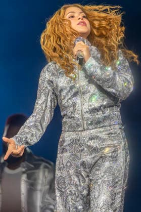 Shakira performs on stage during the Las Mujeres Ya No Lloran World Tour at the Kaseya Center. Miami, Florida on Wednesday July 1, 2026.  MIA20260701101 GARYxIxROTHSTEIN