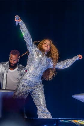 Shakira performs on stage during the Las Mujeres Ya No Lloran World Tour at the Kaseya Center. Miami, Florida on Wednesday July 1, 2026.  MIA20260701110 GARYxIxROTHSTEIN