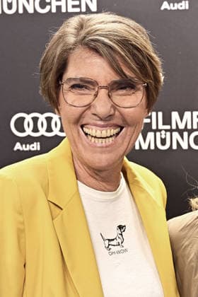 Bettina Böttinger bei der Premiere des Dokumentarfilsm Was haben wir gelacht auf dem 43. Filmfest München 2026 im Gloria Filmpalast. München, 01.07.2026 *** Bettina Böttinger at the premiere of the documentary film *Was haben wir gelacht* at the 43rd Munich Film Festival 2026 at the Gloria Filmpalast in Munich, July 1, 2026 Foto:xB.xGillmannx xFuturexImagex gelacht_6718