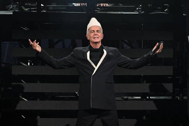 Pet Shop Boys Performs At Concert - Paris Neil Tennant of Pet Shop Boys performs at the Zenith in Paris, France on July 1, 2026. Photo by Christophe Meng ABACAPRESS.COM Paris France  Copyright: xMengxChristophe ABACAx