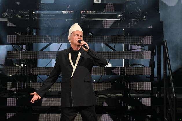 Pet Shop Boys Performs At Concert - Paris Neil Tennant of Pet Shop Boys performs at the Zenith in Paris, France on July 1, 2026. Photo by Christophe Meng ABACAPRESS.COM Paris France  Copyright: xMengxChristophe ABACAx