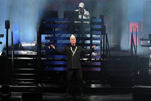 Pet Shop Boys Performs At Concert - Paris Neil Tennant of Pet Shop Boys performs at the Zenith in Paris, France on July 1, 2026. Photo by Christophe Meng ABACAPRESS.COM Paris France  Copyright: xMengxChristophe ABACAx