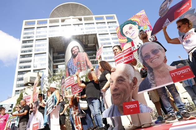 Demonstration Marks 1,000 Days Since October 7 Attack in Tel Aviv TEL AVIV, ISRAEL JULY 2, 2026: Protesters gather outside the Kirya military headquarters in Tel Aviv, Israel, on July 2, 2026, during a demonstration marking 1,000 days since the October 7, 2023 attack. The event was attended by relatives of victims killed in the attack and family members of hostages. Tel Aviv Israel Copyright: x xHilelxbenxorx xJNAxPressx