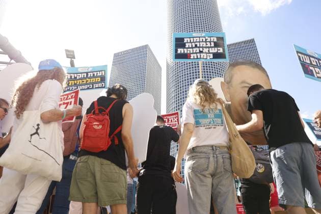 Demonstration Marks 1,000 Days Since October 7 Attack in Tel Aviv TEL AVIV, ISRAEL JULY 2, 2026: Protesters gather outside the Kirya military headquarters in Tel Aviv, Israel, on July 2, 2026, during a demonstration marking 1,000 days since the October 7, 2023 attack. The event was attended by relatives of victims killed in the attack and family members of hostages. Tel Aviv Israel Copyright: x xHilelxbenxorx xJNAxPressx