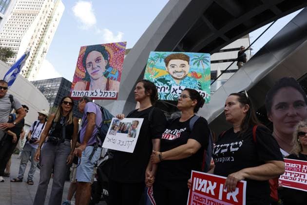 Demonstration Marks 1,000 Days Since October 7 Attack in Tel Aviv TEL AVIV, ISRAEL JULY 2, 2026: Protesters gather outside the Kirya military headquarters in Tel Aviv, Israel, on July 2, 2026, during a demonstration marking 1,000 days since the October 7, 2023 attack. The event was attended by relatives of victims killed in the attack and family members of hostages. Tel Aviv Israel Copyright: x xHilelxbenxorx xJNAxPressx