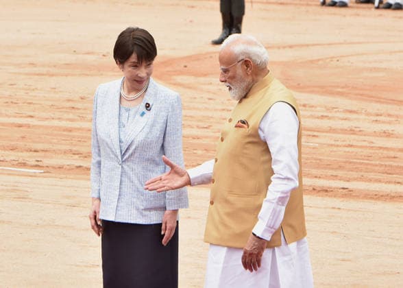 Japanese Prime Minister Sanae Takaichi in New Delhi NEW DELHI, INDIA - JULY 02: Indian Prime Minister Narendra Modi (R) welcomes Japanese Prime Minister Sanae Takaichi (L) with a ceremonial reception at India s presidential palace, Rashtrapati Bhavan, in New Delhi, India on July 02, 2026. Imtiyaz Khan Anadolu New Delhi India. Editorial use only. Please get in touch for any other usage.  Copyright: x2026xAnadoluxImtiyazxKhanx