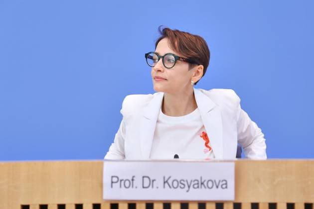 Berlin, Deutschland, 02.07.2026: Bundespressekonferenz: Wer bleibt, wer geht ? und warum Eingewanderte Deutschland wieder verlassen: Yuliya Kosyakova, Leiterin Forschungsbereich Migration, Integration und internationale Arbeitsmarktforschung am Institut für Arbeitsmarkt- und Berufsforschung (IAB) *** Berlin, Germany, July 2, 2026 Federal Press Conference: Who Stays, Who Leaves, and Why Immigrants Are Leaving Germany Again Yuliya Kosyakova, Head of the Research Division on Migration, Integration, and International Labor Market Research at the Institute for Employment Research (IAB) Copyright: xdtsxNachrichtenagenturx dts_126018