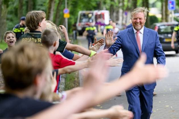 AUSTERLITZ, The Netherlands, 2026-07-02 10:16:32 AUSTERLITZ, 02-07-2026, Utrechtse Heuvelrug King Willem Alexander pays a visit to Austerlitz, situated amidst the forests on the Utrechtse Heuvelrug. The focus is on combating wildfires, the self-reliance of residents in this regard, and preventive measures taken at local, regional, and national levels. PHOTO: NLBeeld Patrick van Emst Credit: NL Beeld Patrick van Emst  Copyright: xx x
