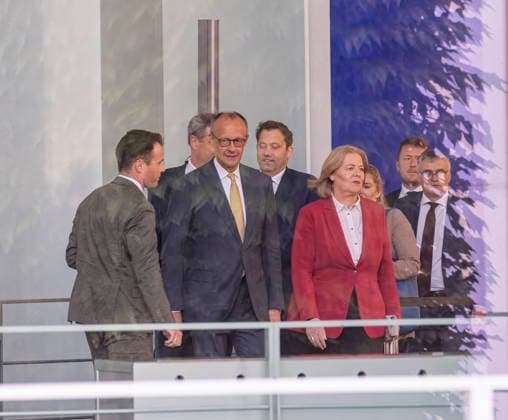 - PK - Koalitionsausschuss EUR, Deutschland, Berlin, 02.07.2026: Bundeskanzler Friedrich Merz (CDU), Bundesfinanzminister Lars Klingbeil (SPD), Bärbel Bas (SPD) Bundesministerin für Arbeit und Soziales und Markus Söder (CSU) Ministerpräsident des Freistaates Bayern. Pressekonferenz zu den Ergebnissen des Koalitionsausschusses. *** Coalition Committee (PK) EUR, Germany, Berlin, July 2, 2026 Federal Chancellor Friedrich Merz (CDU), Federal Minister of Finance Lars Klingbeil (SPD), Bärbel Bas (SPD), Federal Minister of Labor and Social Affairs, and Markus Söder (CSU), Minister-President of the Free State of Bavaria, held a press conference on the results of the coalition committee meeting