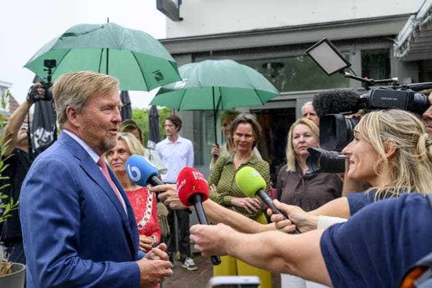 AUSTERLITZ, The Netherlands, 2026-07-02 11:30:33 AUSTERLITZ, 02-07-2026, Utrechtse Heuvelrug King Willem Alexander pays a visit to Austerlitz, situated amidst the forests on the Utrechtse Heuvelrug. The focus is on combating wildfires, the self-reliance of residents in this regard, and preventive measures taken at local, regional, and national levels. PHOTO: NLBeeld Patrick van Emst Credit: NL Beeld Patrick van Emst  Copyright: xx x
