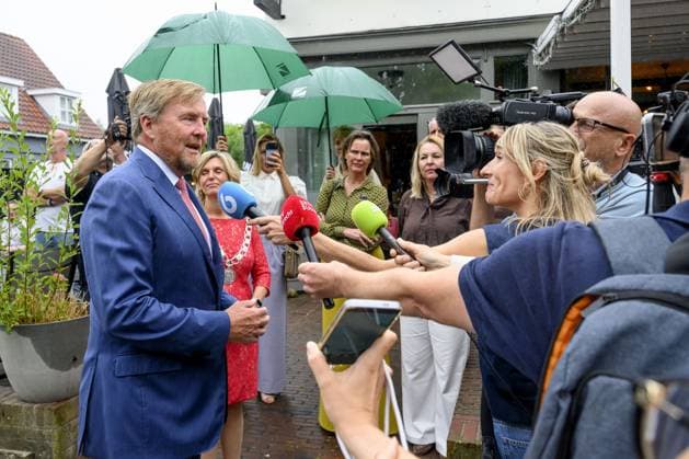 AUSTERLITZ, The Netherlands, 2026-07-02 11:30:39 AUSTERLITZ, 02-07-2026, Utrechtse Heuvelrug King Willem Alexander pays a visit to Austerlitz, situated amidst the forests on the Utrechtse Heuvelrug. The focus is on combating wildfires, the self-reliance of residents in this regard, and preventive measures taken at local, regional, and national levels. PHOTO: NLBeeld Patrick van Emst Credit: NL Beeld Patrick van Emst  Copyright: xx x