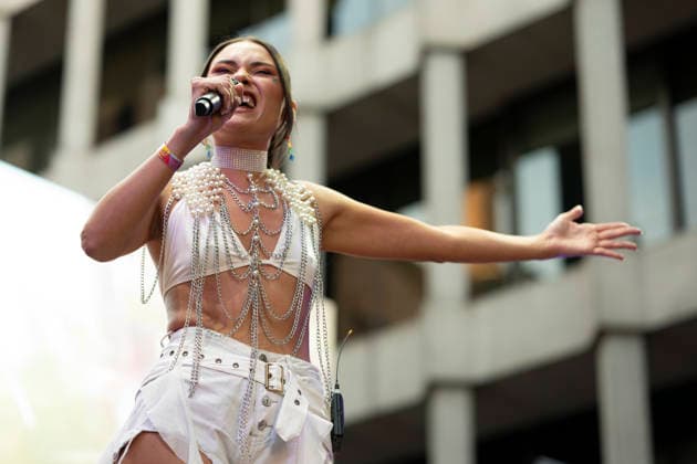 KLIMAX performs at MADO 2026 Festival in Madrid, Spain - 1 Jul 2026 The singer Klimax Nos performs during the MADO 2026 Festival, in the Plaza de las Reinas in Madrid. Madrid Spain Copyright: xAtilanoxGarciax xSOPAxImagesx photo00884