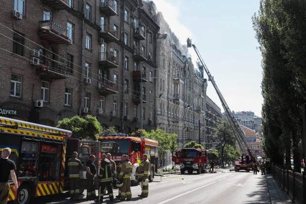 RECORD DATE NOT STATED Rescuers work at the scene of a hotel building hit in a massive Russian missile and drone attack in the Shevchenkivskyi district of Kyiv, Ukraine, on July 2, 2026. The Russian military launched a massive attack on the city using attack drones and various types of missiles. At least 13 people were killed and 56 others were injured in the strike. Private homes, apartment buildings, an ambulance substation and a hotel building were damaged (Photo by Hennadii Minchenko Ukrinform) Downtown Kyiv hotel damaged in Russian attack  Copyright: xHennadiixMinchenkox