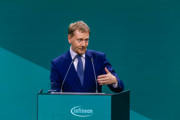 Infineon Eröffnung Infineon Smart Power FAB in Dresden eröffnet.Michael Kretschmer Ministerpräsident Sachsen, Dresden Sachsen Deutschland *** Infineon Opens Infineon Smart Power FAB in Dresden; Michael Kretschmer, Minister President of Saxony, Dresden, Saxony, Germany