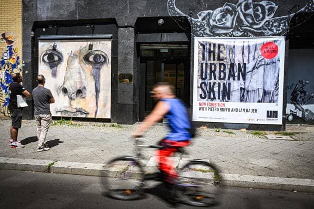 Ausstellung The Urban Skin von Pietro Ruffo und Jan Bauer im Streetart-Museum Urban Nation ** NUR FÜR REDAKTIONELLE ZWECKE ** EDITORIAL USE ONLY **<p>Ausstellung The Urban Skin von Pietro Ruffo und Jan Bauer im Streetart-Museum Urban Nation, fotografiert am 02.07.2026 in Berlin Berlin Berlin Berlin Copyright: MaurizioxGambarini *** Exhibition The Urban Skin by Pietro Ruffo and Jan Bauer at the Street Art Museum Urban Nation ** FOR EDITORIAL USE ONLY ** EDITORIAL USE ONLY ** p Exhibition The Urban Skin by Pietro Ruffo and Jan Bauer at the Urban Nation Street Art Museum, photographed on July 2, 2026, in Berlin Berlin Berlin Berlin Copyright MaurizioxGambarini Copyright: MaurizioxGambarini doc86jkuiisso5a0m0wesw ,EDITORIAL USE ONLY