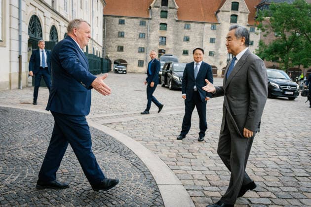Foreign Minister Lars Loekke Rasmussen meets with the Chinese Foreign Minister Foreign Minister Lars Loekke Rasmussen (M) meets with China s Foreign Minister Wang Yi at the Ministry of Foreign Affairs in Copenhagen, Thursday, July 2, 2026. The Chinese Foreign Minister visits Denmark on July 2 and 3, 2026. China s Foreign Minister, Wang Yi, visits Denmark, Sweden, Finland, and Norway from July 2 to 8. (Photo: Emil Nicolai Helms Scanpix 2026) , Copenhagen Denmark *** Foreign Minister Lars Loekke Rasmussen Meets with the Chinese Foreign Minister Foreign Minister Lars Loekke Rasmussen M meets with China’s Foreign Minister Wang Yi at the Ministry of Foreign Affairs in Copenhagen on Thursday, July 2, 2026. The Chinese Foreign Minister is visiti  Copyright: EmilxNicolaixHelmsx spdk20260702-191823-4