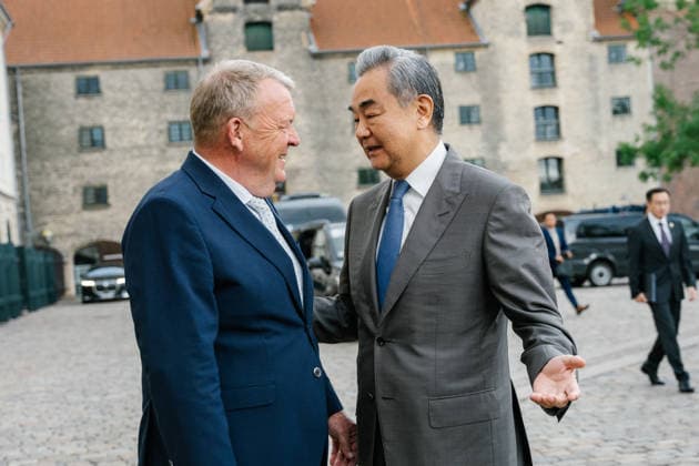 Foreign Minister Lars Loekke Rasmussen meets with the Chinese Foreign Minister Foreign Minister Lars Loekke Rasmussen (M) meets with China s Foreign Minister Wang Yi at the Ministry of Foreign Affairs in Copenhagen, Thursday, July 2, 2026. The Chinese Foreign Minister visits Denmark on July 2 and 3, 2026. China s Foreign Minister, Wang Yi, visits Denmark, Sweden, Finland, and Norway from July 2 to 8. (Photo: Emil Nicolai Helms Scanpix 2026) , Copenhagen Denmark *** Foreign Minister Lars Loekke Rasmussen Meets with the Chinese Foreign Minister Foreign Minister Lars Loekke Rasmussen M meets with China’s Foreign Minister Wang Yi at the Ministry of Foreign Affairs in Copenhagen on Thursday, July 2, 2026. The Chinese Foreign Minister is visiti  Copyright: EmilxNicolaixHelmsx spdk20260702-191832-1