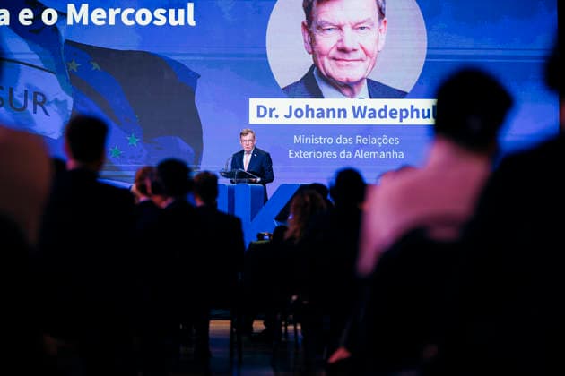 Johann Wadephul (CDU), Bundesaussenminister, aufgenommen im Rahmen der Veranstaltung Chancen des EU-Mercosur-Abkommens im Club TransatlÃ¢ntico in Sao Paulo, 02.07.2026. Fotografiert im Auftrag des Auswaertigen Amtes (AA) Sao Paulo Brasilien *** Johann Wadephul (CDU), Federal Minister of Foreign Affairs, photographed during the event Opportunities of the EU-Mercosur Agreement at the Club Transatlântico in São Paulo on July 2, 2026. Photographed on behalf of the Federal Foreign Office (AA) in São Paulo, Brazil. Copyright: xFelixxZahnx