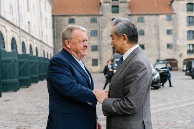 Foreign Minister Lars Loekke Rasmussen meets with the Chinese Foreign Minister Foreign Minister Lars Loekke Rasmussen (M) meets with China s Foreign Minister Wang Yi at the Ministry of Foreign Affairs in Copenhagen, Thursday, July 2, 2026. The Chinese Foreign Minister visits Denmark on July 2 and 3, 2026. China s Foreign Minister, Wang Yi, visits Denmark, Sweden, Finland, and Norway from July 2 to 8. (Photo: Emil Nicolai Helms Scanpix 2026) , Copenhagen Denmark *** Foreign Minister Lars Loekke Rasmussen Meets with the Chinese Foreign Minister Foreign Minister Lars Loekke Rasmussen M meets with China’s Foreign Minister Wang Yi at the Ministry of Foreign Affairs in Copenhagen on Thursday, July 2, 2026. The Chinese Foreign Minister is visiti  Copyright: EmilxNicolaixHelmsx spdk20260702-192040-L