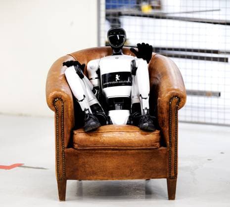 SCHIEDAM - Humanoid robots during a demonstration at the Humanoid Application Center (HAC) in the Mechatronics Innovation Center in Schiedam. The innovation center focuses on testing, demonstrating, and applying humanoid robots in practice. RAMON VAN FLYMEN ANP netherlands out - belgium out  Copyright: xx x562634061x originalFilename: 562634061.jpg