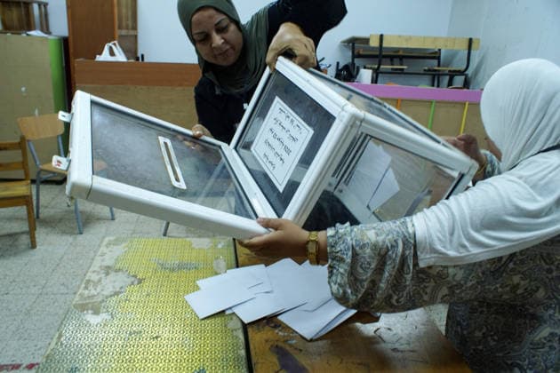 2026 Legislative Elections in Algeria: Officials count ballots at a polling station in Algiers, Algeria, on July 2, after polls closed for the legislative elections. Photo by Karim Djaoui, Algiers, Algeria Copyright: xAlgÃ riexPressexPhotosxAPPxKarimxDjaouix xAPPx DSC06879.jpeg