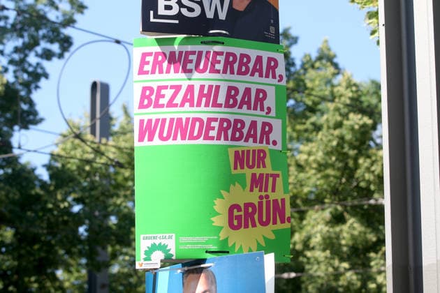 Wahlplakate zur Landtagswahl in Sachsen-Anhalt in Magdeburg Magdeburg, 02.07.2026 Wahlplakate von Grünen zur bevorstehenden Landtagswahl in Sachsen-Anhalt in Magdeburg Sachsen-Anhalt *** Election posters for the state election in Saxony-Anhalt in Magdeburg Magdeburg, July 2, 2026 Election posters from the Green Party for the upcoming state election in Saxony-Anhalt in Magdeburg, Saxony-Anhalt Copyright: xMatthiasxGränzdörferx