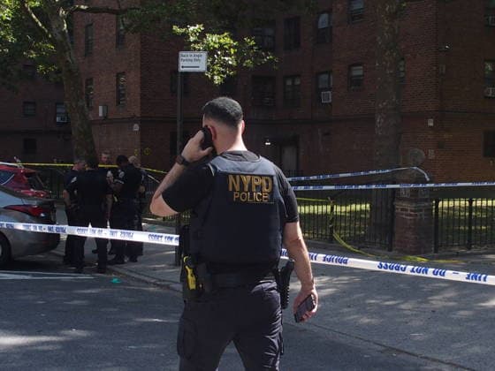 July 2, 2026, Brooklyn, New York, USA: New York, New York July 2, 2026..New York City Police officers and Detectives.investigate a shooting of a person in the Sheepshead Bay Neighborhood of Brooklyn Brooklyn USA  - ZUMAct2_ 20260702_faf_ct2_007 Copyright: xBrucexCotlerx