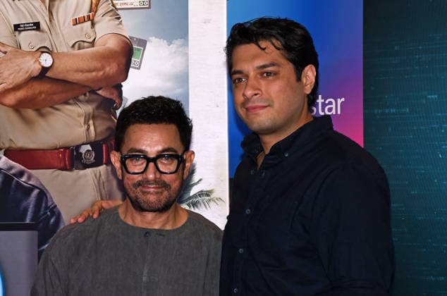 July 2, 2026, Mumbai, Maharashtra, India: L-R Bollywood actors Aamir Khan and Junaid Khan pose for a photo as they arrive for the screening of web series Pritam & Pedro in Mumbai. Mumbai India  - ZUMAs197 20260702_aaa_s197_209 Copyright: xAshishxVaishnavx