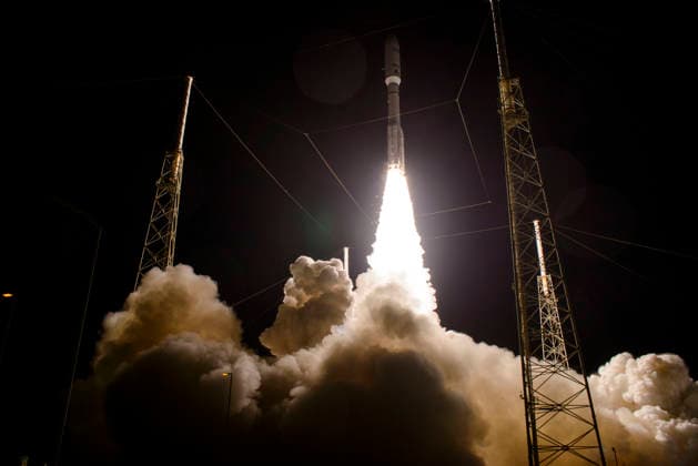July 2, 2026, Cape Canaveral, Florida, USA: A United Launch Alliance (ULA) Atlas V rocket launches from Space Launch Complex-41 (SLC-41), Cape Canaveral Space Force Station, Florida, carrying 29 satellites for AmazonÃ¢â‚¬â ¢s Leo internet constellation on July 2, 2026 at 12:30 a.m. EDT. Cape Canaveral USA - ZUMAb268 20260702_znp_b268_011 Copyright: xJenniferxBriggsx