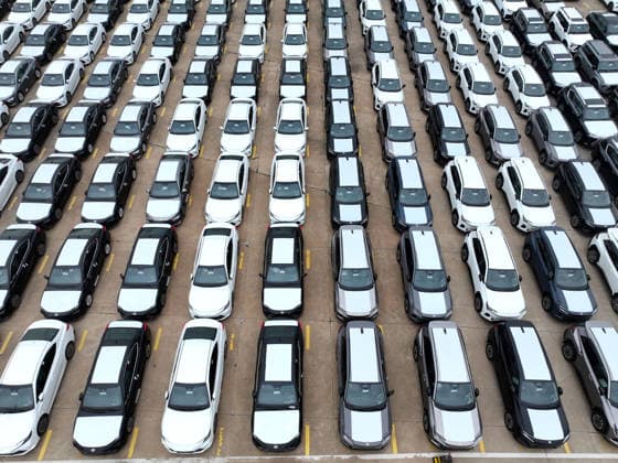 LIANYUNGANG, CHINA - JULY 03: Aerial view of domestic vehicles waiting to be loaded onto a ro-ro ship for export at Lianyungang Port on July 3, 2026 in Lianyungang, Jiangsu Province of China.  Copyright: xVCGx 111651949600