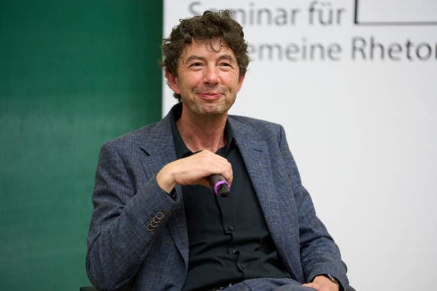 Tuebingen Christian Drosten erhaelt Auszeichnung Rede des Jahres 2025 der Universitaet Tübingen. Tuebingen 02.07.2026 Christian Drosten im Audimax, Neue Aula Tuebingen, 02.07.2026 *** Tübingen: Christian Drosten Receives the University of Tübingen’s Speech of the Year 2025 Award Tübingen, July 2, 2026 Christian Drosten in the Audimax, Neue Aula, Tübingen, July 2, 2026 Copyright: xEibner-Pressefoto ThomasxDingesx EP_TDS