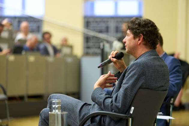 Tuebingen Christian Drosten erhaelt Auszeichnung Rede des Jahres 2025 der Universitaet Tübingen. Tuebingen 02.07.2026 Christian Drosten im Audimax, Neue Aula Tuebingen, 02.07.2026 *** Tübingen: Christian Drosten Receives the University of Tübingen’s Speech of the Year 2025 Award Tübingen, July 2, 2026 Christian Drosten in the Audimax, Neue Aula, Tübingen, July 2, 2026 Copyright: xEibner-Pressefoto ThomasxDingesx EP_TDS