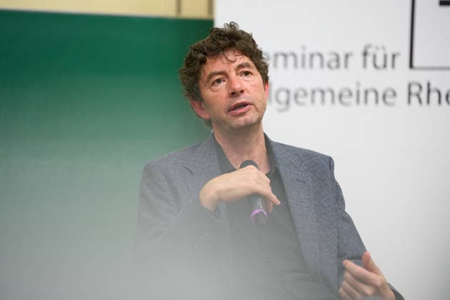 Tuebingen Christian Drosten erhaelt Auszeichnung Rede des Jahres 2025 der Universitaet Tübingen. Tuebingen 02.07.2026 Christian Drosten im Audimax, Neue Aula Tuebingen, 02.07.2026 *** Tübingen: Christian Drosten Receives the University of Tübingen’s Speech of the Year 2025 Award Tübingen, July 2, 2026 Christian Drosten in the Audimax, Neue Aula, Tübingen, July 2, 2026 Copyright: xEibner-Pressefoto ThomasxDingesx EP_TDS