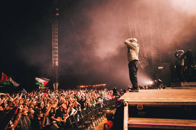 Kneecap live at Roskilde Festival 2026 Roskilde, Denmark. 03rd, July 2026. The Irish hip-hop trio Kneecap performs a live concert during Danish music festival Roskilde Festival 2026 in Roskilde. Denmark, Roskilde  Copyright: xGonzalesxPhoto ChristianxHjorthx