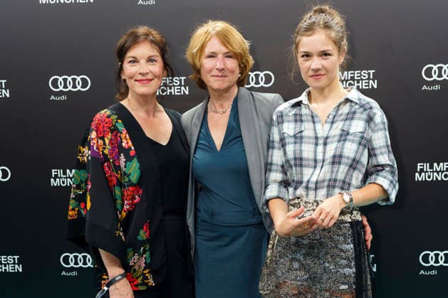 Victoria Mayer, Corinna Harfouch und Lea Drinda bei der Premiere des Kinofilms Kalter Hund auf dem 43. Filmfest München 2026 in den City-Atelier Kinos. München, 02.07.2026 *** Victoria Mayer, Corinna Harfouch, and Lea Drinda at the premiere of the feature film *Kalter Hund* at the 43rd Munich Film Festival in 2026 at the City Atelier Cinemas in Munich, July 2, 2026 Foto:xN.xKolinzx xFuturexImagex hund_6712