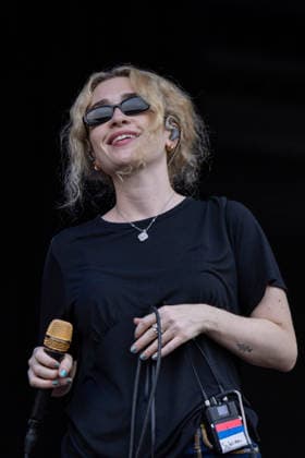 July 2, 2026, Milwaukee, Wisconsin, U.S: Musician BLONDSHELL (SABRINA MAE TEITELBAUM) during the Summerfest Music Festival in Milwaukee, Wisconsin Milwaukee U.S  - ZUMAs135 20260702_zap_s135_030 Copyright: xDanielxDeSloverx